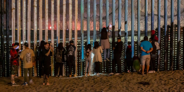 US Population Hits 342 Million as Growth Slows to 0.5%