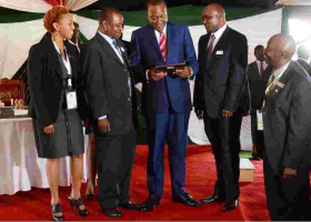Members of the Board of the Kenya USA Diaspora SACCO with President Kenyatta at a luncheon they hosted in honor of  participants  of Diaspora Conference held at Windsor Golf and country club in April, 2015.