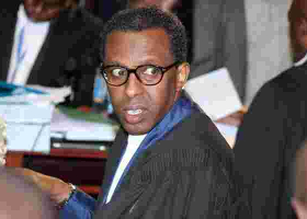 Uhuru: Raila's Petition Can Only Excite Movie Directors at Hollywood