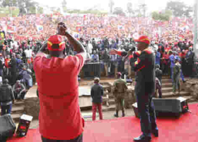 Don't Flee Nairobi, President Uhuru Tells Supporters