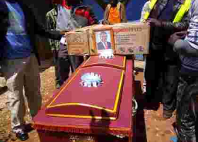 President Uhuru's 'Tormentors' Arrested after Burying His Effigy