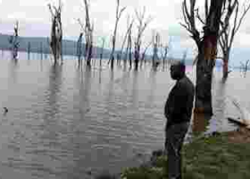 Helicopter Headed to Jubilee Campaign Crashes in Lake Nakuru, Rescue Mission Underway