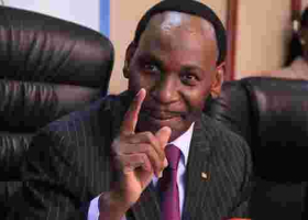 Kenya Media Houses Warned over Political Commentators