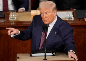 Trump Administration Suspends Green Card Processing for Refugees and Asylees