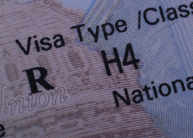 H‑4 Visa Holders Urged to Begin Renewal Early