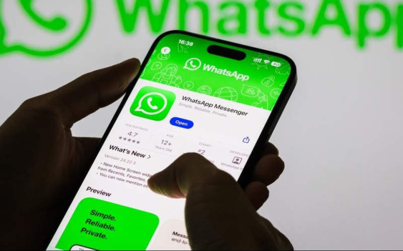 WhatsApp Group Admins Taken to Court Over Member Removal