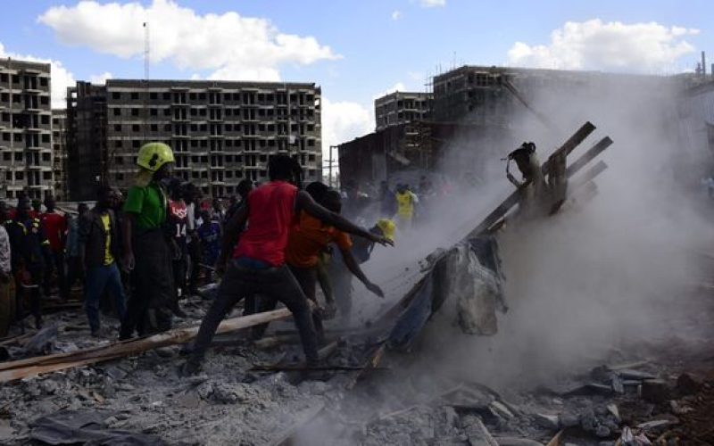 Building Collapse in Kibera Leaves Several Trapped and Injured