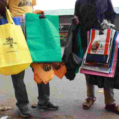 Travelers Entering Kenya Carrying Plastic Bags to Leave Them at the Airport