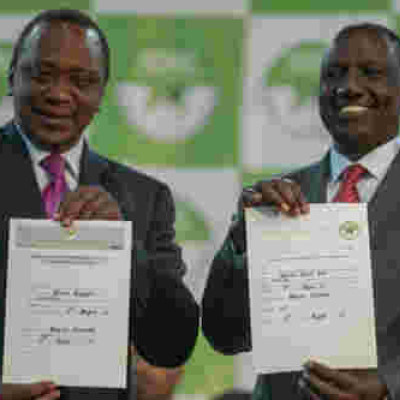IEBC Gazzettes President Uhuru, Ruto as 2017 Election Winners