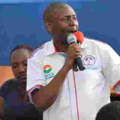 Newly Elected Governor Introduces Strict Dressing Code for County Workers