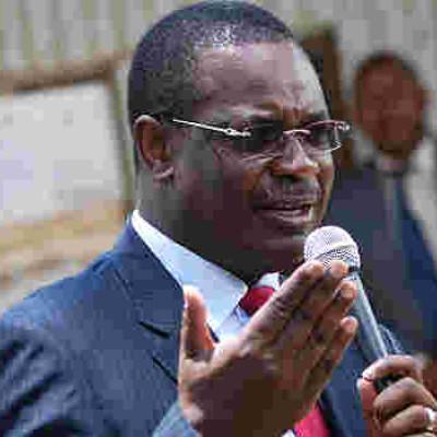 Kidero Hits Back at President Uhuru over Raila's Campaign Funding