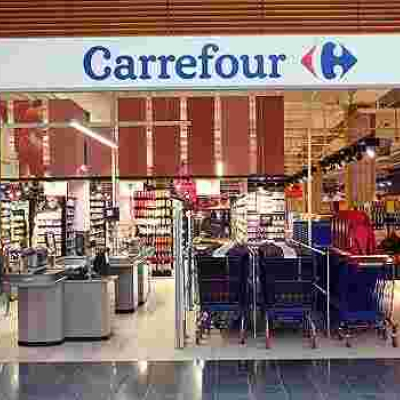 Retail Chain Carrefour Bans White Woman Who Racially Abused Kenyan Lady in Nairobi