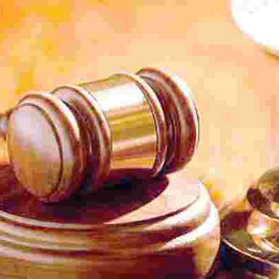 Kenyan Court Acquits Two British Nationals Charged with Murder