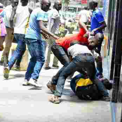 UK Warns its Citizens against Walking in the Streets of Nairobi