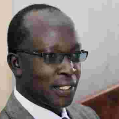 Kenyan Journalist Wanted for Witness Tampering to Surrender Himself to the ICC