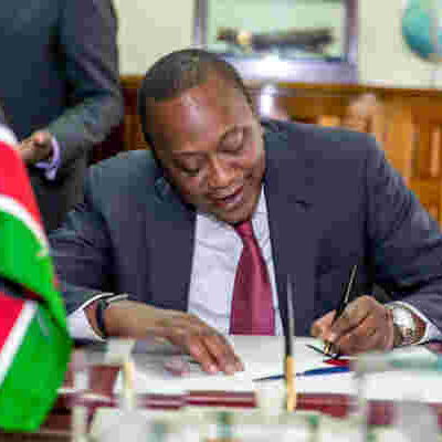 Blow to Kenyan Online Users as President Kenyatta Signs Controversial Cyber-Crimes Bill into Law 