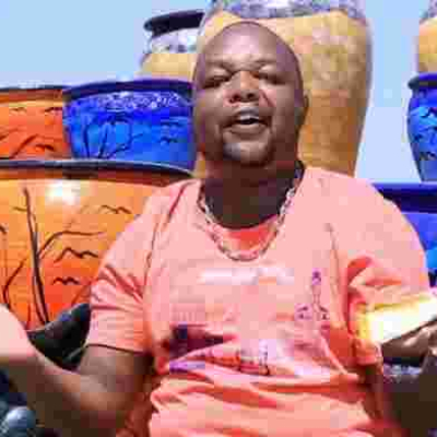 Muigai Wa Njoroge's New Controversial Song about Politicians Sparks Debate [VIDEO]