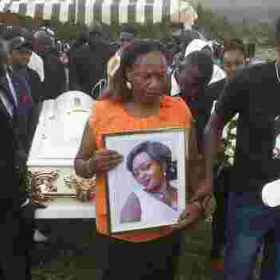 Shock as 'Fake Mourners' Steal over 20 Smartphones, Handbags During Slain Monica Kimani's Burial