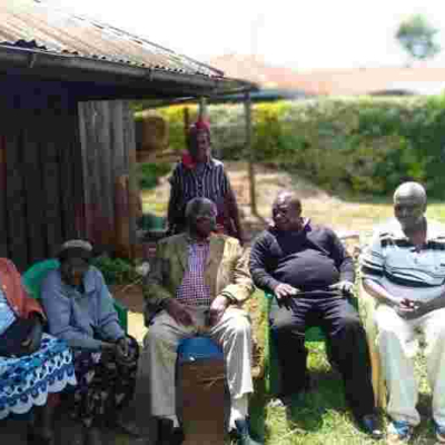 Why Photo of Retired President Mwai Kibaki Visit to His Sister’s Home on Christmas Has Baffled Kenyans Online