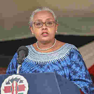 How Impostors are Conning Kenyans on Facebook Using First Lady Margret Kenyatta's Name