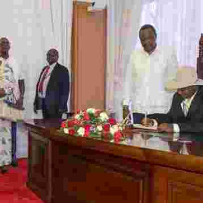 President Uhuru Gifts Uganda Land in Naivasha to Build Dry Port