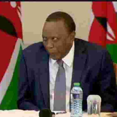 President Uhuru Videotaped Making Funny Facial Expression at State House Event [VIDEO]