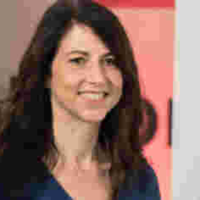 Jeff Bezos Former Wife, MacKenzie to Give 50% of Her $36.6 billion Fortune to Charity