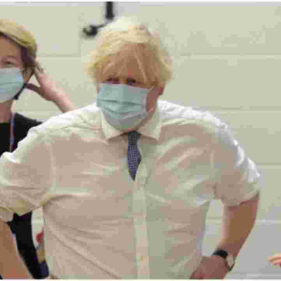 UK Reports First Death from Omicron Covid-19 Variant 