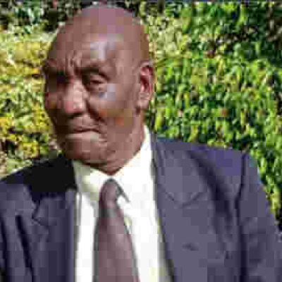 Man Who Drove President Uhuru to School Asks Kenyatta Family to Reward Him with Land and a Car 