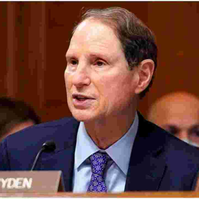 Senator Says ICE Secretly Collected Data of Money Transfers Sent to and from the US