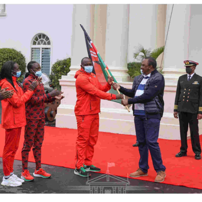 Uhuru Flags Off Kenyan Team to the World Athletics Championships in Oregon, USA 