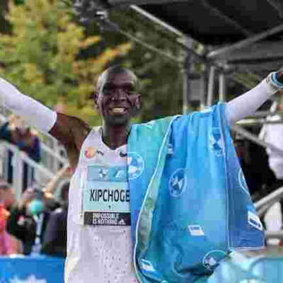 Kipchoge Pockets Sh13.7 Million After a Record-breaking Berlin Marathon Victory 