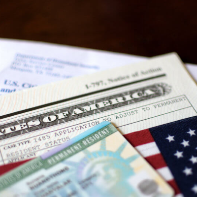 USCIS Updates Policy to Automatically Extend Green Cards for Naturalization Applicants
