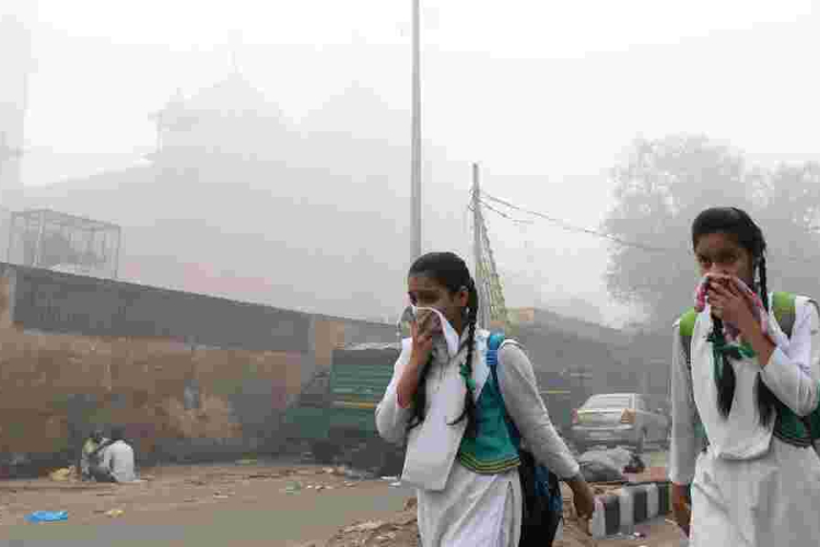 India Closes Schools as Air Quality Reaches Dangerous Levels