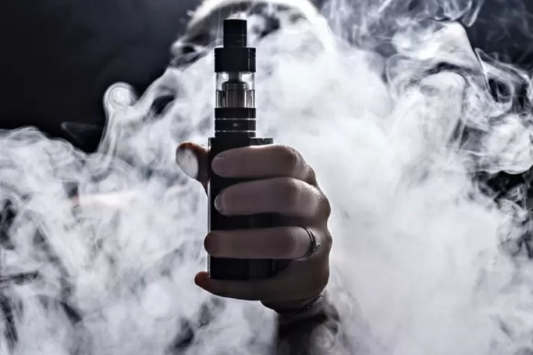 Vaping Linked to Mouth and Lung Cancer, Study Finds