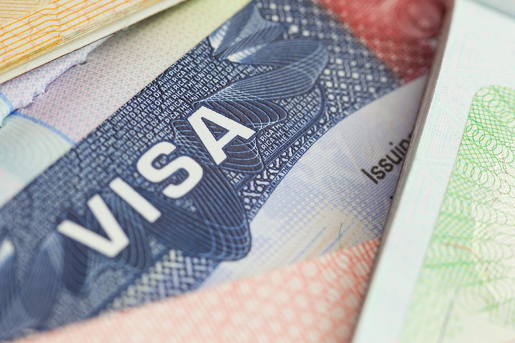 US Temporarily Bars Green-Card Holders from African Nations Amid Security Concerns