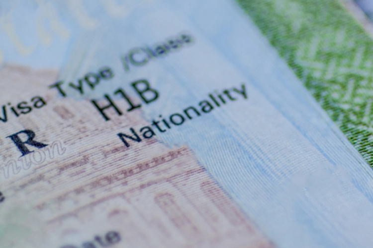 US Proposes 33% H-1B Entry-Level Salary Hike to Nearly $98,000