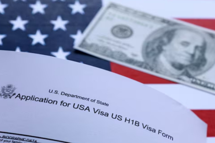 US May End 60-Day Grace Period for H-1B Workers After Job Loss