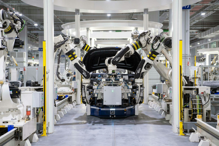 Automation in Apparel: Robots Poised to Revolutionize Global Fashion Industry