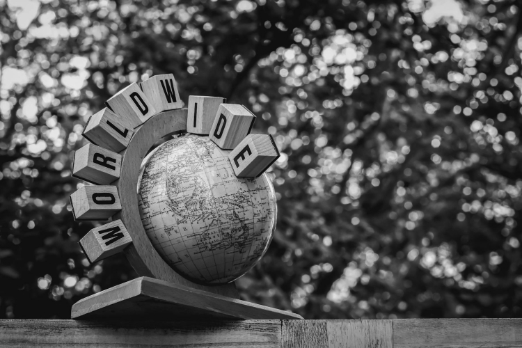 US Signals Military Readiness Amidst Iran Nuclear Negotiations: Implications for Global Stability